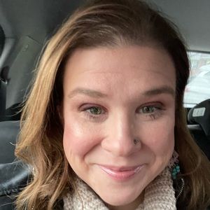 Meet your Posher, Abbey